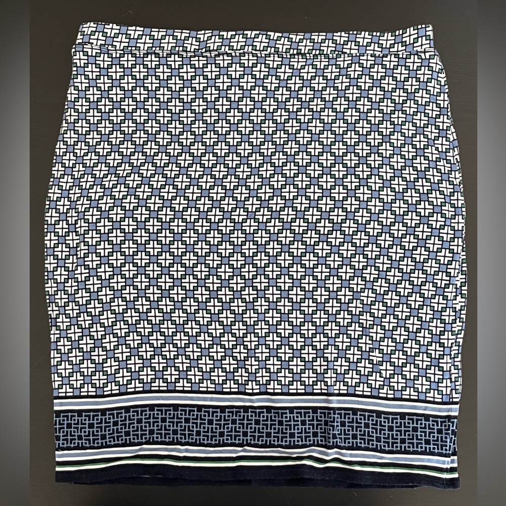 Soft pencil skirt